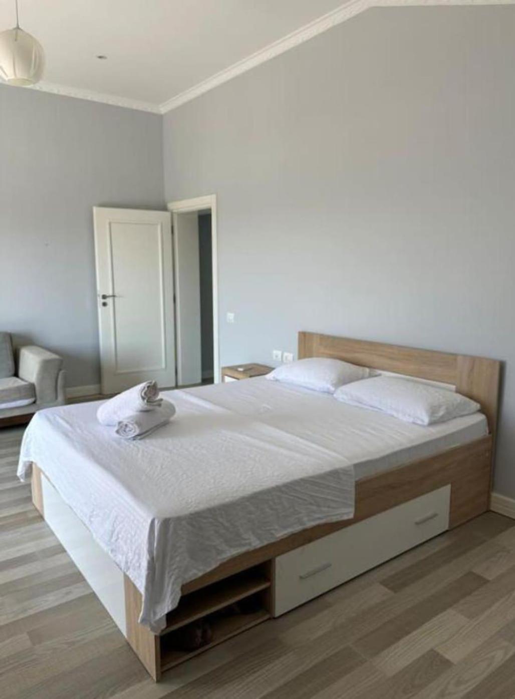 Villa Kamila Tiranë Luaran gambar
